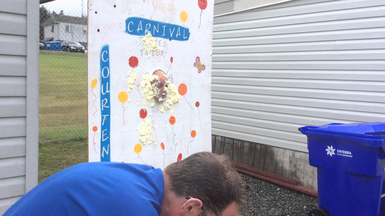 Pie throwing at Courtenay Carnival YouTube