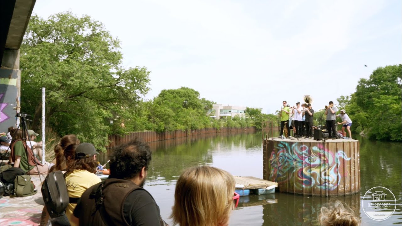 Stari Cacak by Black Bear Combo (Live at the Secret River Show in Chicago)