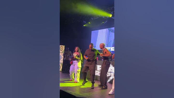 Young Stunna, Felo Le Tee & DBN Gogo dancing to “Yebo Lapho” at Piano Republik in England