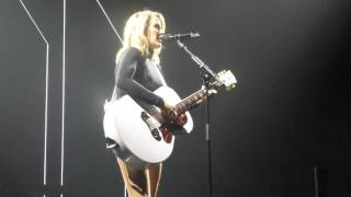 ELLIE GOULDING NEWCASTLE METRO 16/03/16 ARENA DEVOTION