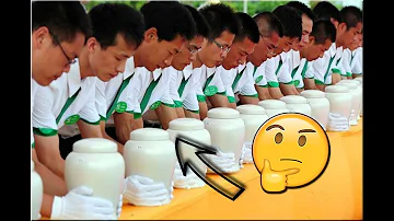 ¿Por qué los chinos visten de blanco en los funerales?