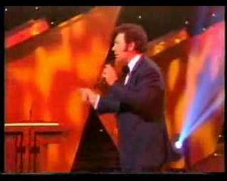 terry slater as tom jones /stars in thire eyes liv...