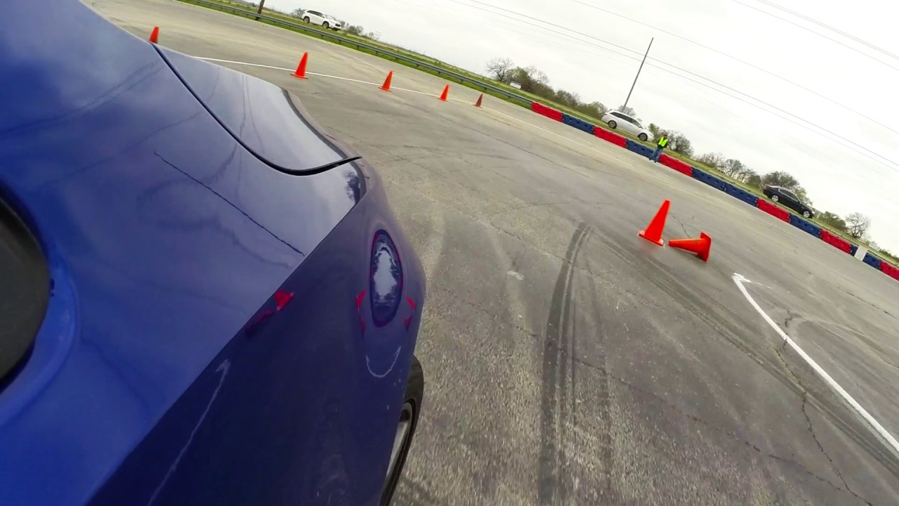 2017 03 12 Golf R Autocross - YouTube