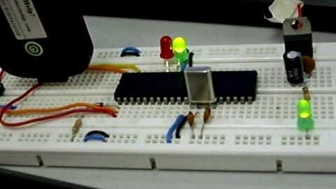PIC16F877A LED blinking