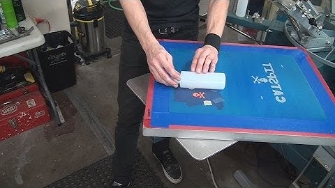 How To Screenprint Bottles, Cups, Mugs, Cylinders With Only A Screen