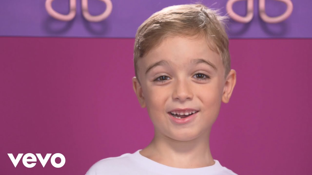 Piccolo Coro dell'Antoniano - O tucano goleador (Official Video)