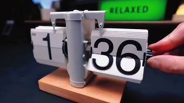 Automatic page turn clock #shorts #pageturner #clock #desksetup #techyoutube #coolgadgets