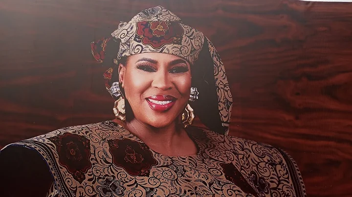 GRAND ENTRANCE OF FAITHIA WILLIAMS WITH MOM, SON, KHALEED AND DAUGHTER,  AALIYAH#faithiaunusual