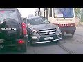IDIOT DRIVERS CAUGHT ON CAMERA! Ultimate Driving Fails 2017