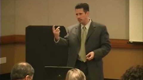 YouTube - Record Simple Videos, Get a Tripod, External Microphone - Patrick Schwerdtfeger