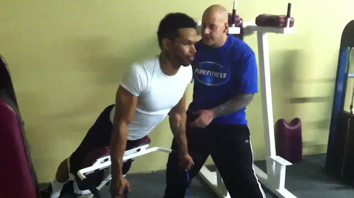 Resistance training with Pro boxer Ricky Pyle