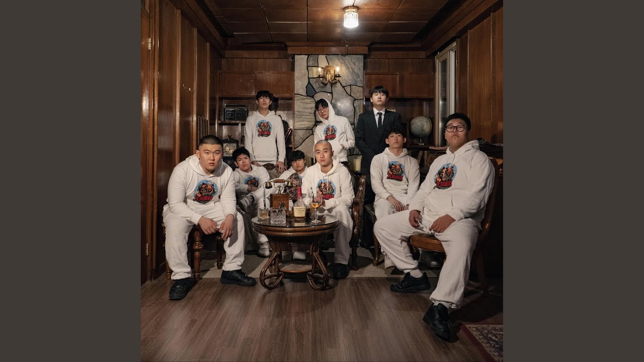 Intro adlı videoyu YouTube'da izle Intro adlı videoyu YouTube'da izle