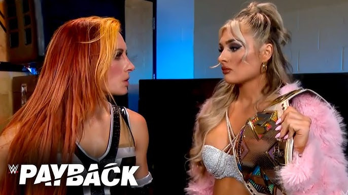 Becky Lynch Reached Out To WWE Legend After Steel Cage Match Against Trish  Stratus - BVM Sports