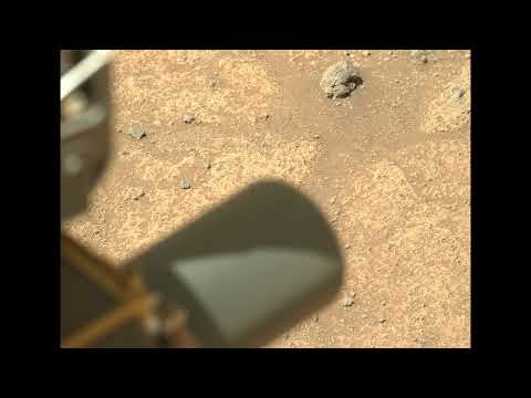 Video: In The Photo From Mars, We Saw The Wreckage Of The Spaceship - Alternative View