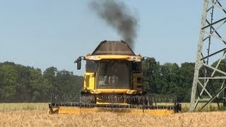 New Holland CX 8050 combine - Engine Damage? | Mähdrescher mit Motorschaden?