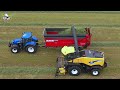 New Holland FR 9060 hakselaar en New Holland trekkers voor de Dezeure silagewagens