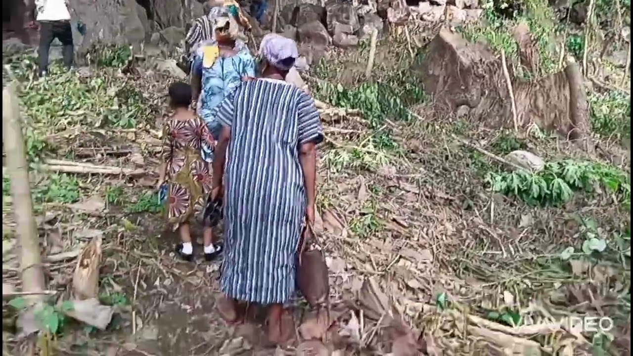 CAVE IN BOWIRI ABOWRIRE