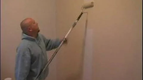 How to Paint Walls : Even Coat When Painting With Roller