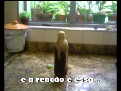 Coca-Cola com mentos -- Professor Roggers 9C