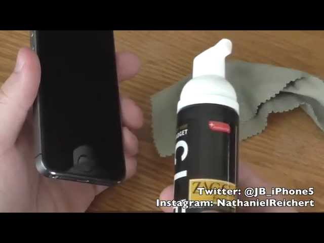 How to Remove Scratches from a Phone Screen 