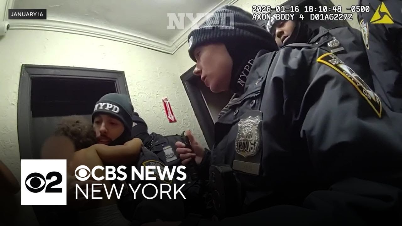 NYPD officers save choking toddler in the Bronx - YouTube