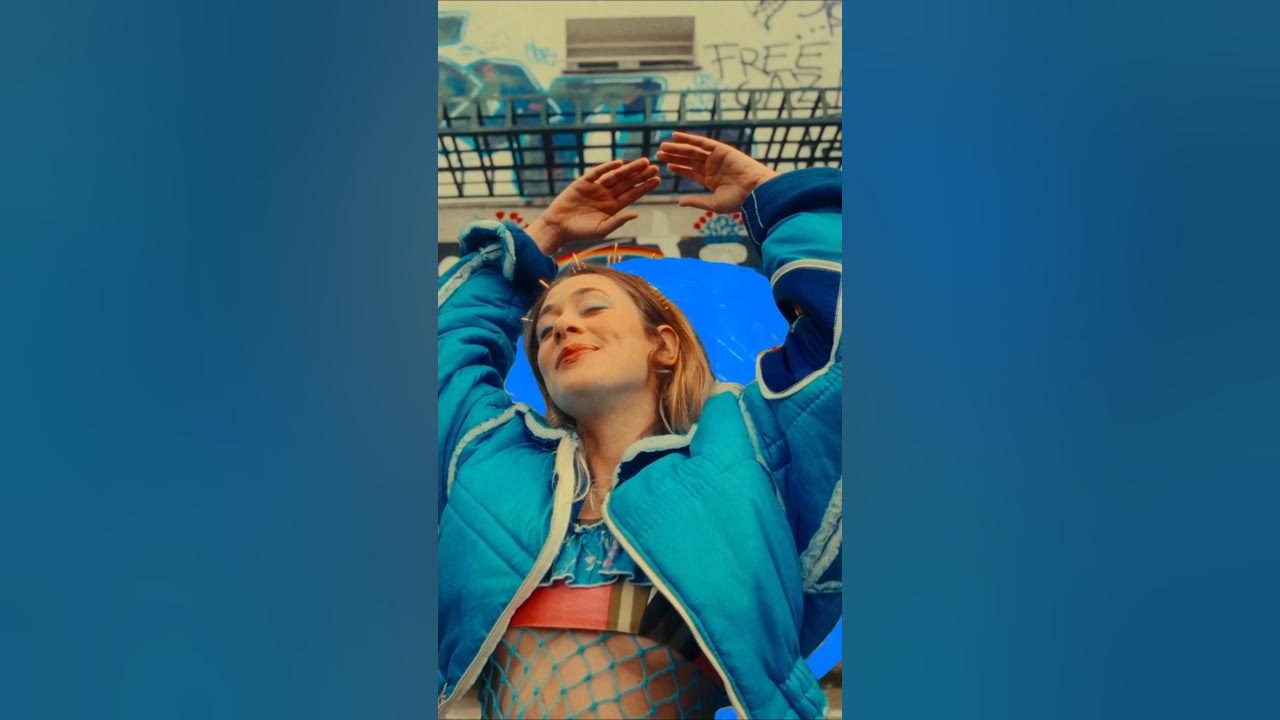 'Soleil Bleu' le clip maintenant dispo! Bleu Soleil x Luiza π 'Soleil Bleu' le clip maintenant dispo! Bleu Soleil x Luiza π