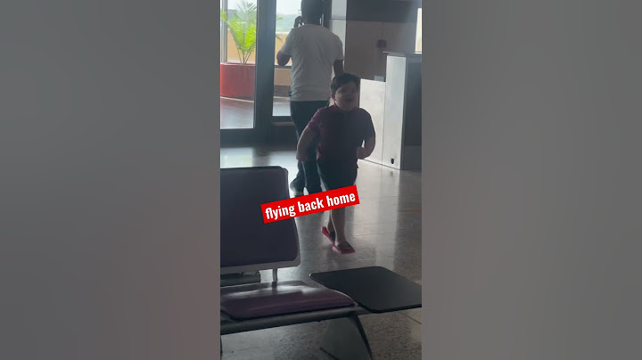 I am in an Airport || Flying back home -|| vacation over