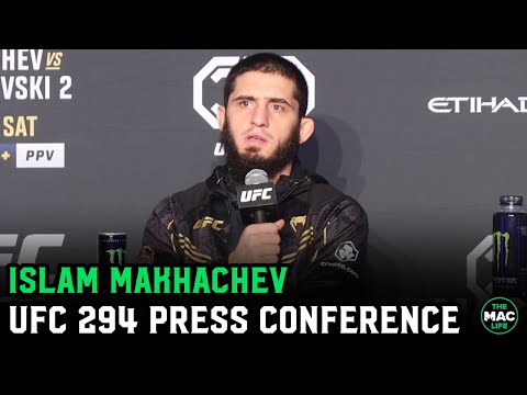 Islam Makhachev reacts to Alexander Volkanovski Head Kick KO | UFC 294 Post Press Conference