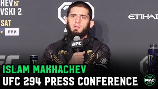 Islam Makhachev reacts to Alexander Volkanovski Head Kick KO | UFC 294 Post Press Conference