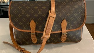 Louis Vuitton Gibeciere  Louis vuitton bag outfit, Vintage louis