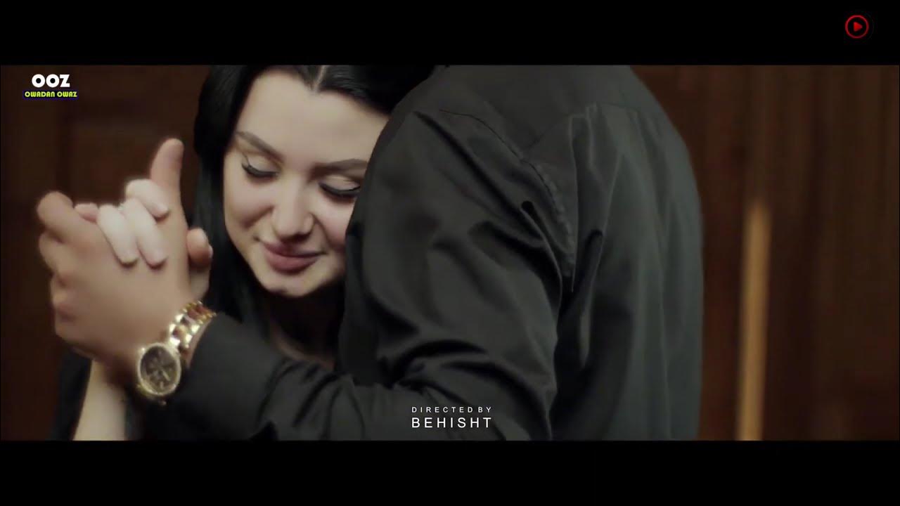 Lezbiyen pornosini HD formatda tomosha qiling