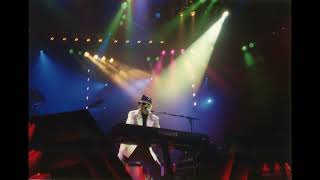 4. Burn Down The Mission (Elton John - Live In Düsseldorf: 4/1/1989)