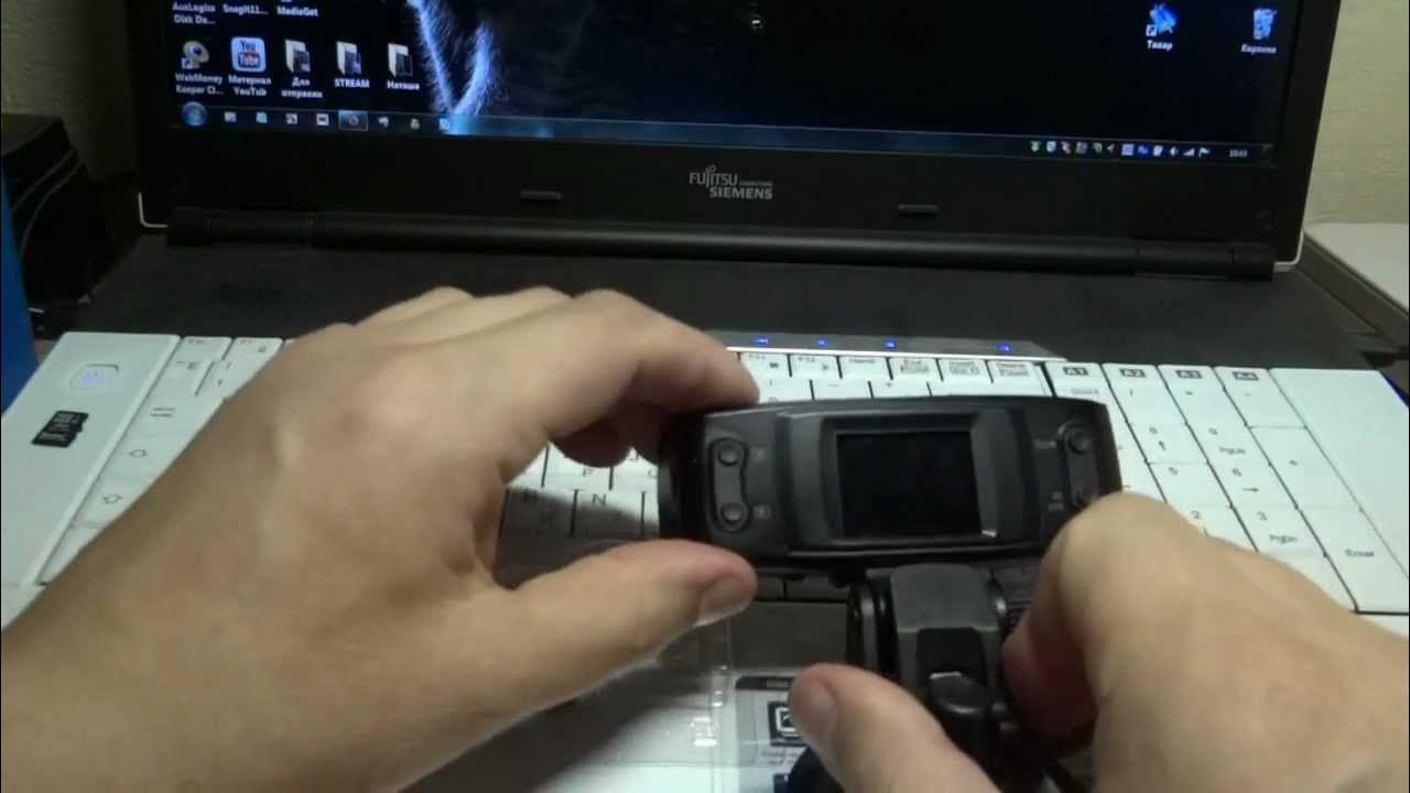 Как вставлять карту в видеорегистратор. Видеорегистратор sd card video recorder. видеорегистратор на sd карту. как вставить карту памяти в видеорегистратор. microsd слот видеорегистратор.