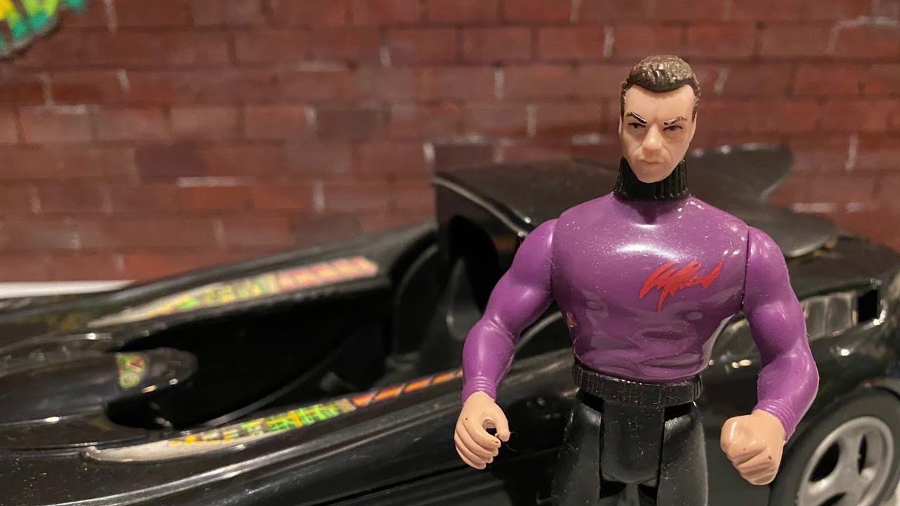 1984 Kenner Super Powers Collection Batmobile & 1992 Kenner Bruce Wayne Custom Coupe - Walkthrough
