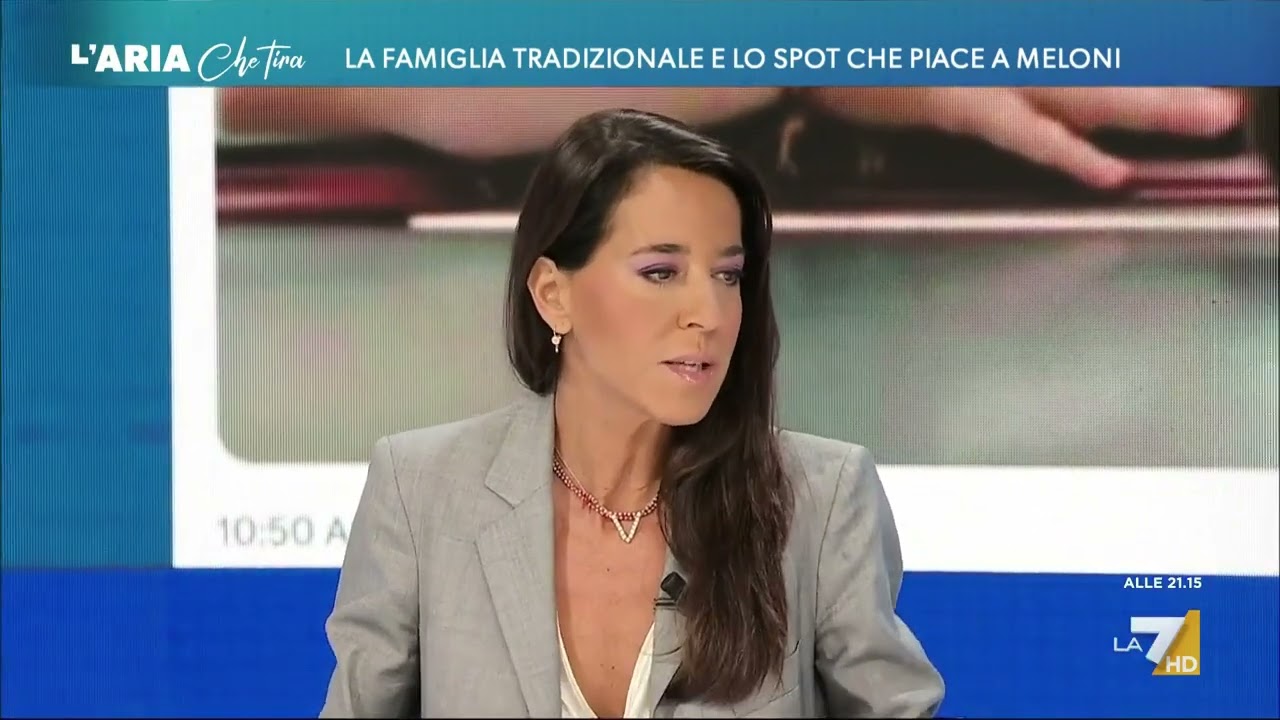 Spot pesca, scontro tra Licia Ronzulli e Francesco Emilio Borrelli: 