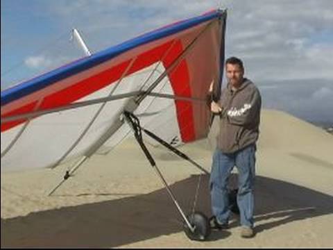 Hang Gliding Basics for Beginners : How to Do a Pr...