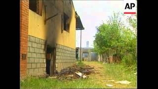 YUGOSLAVIA: KOSOVO: PEC: SERBS FEAR FOR SAFETY