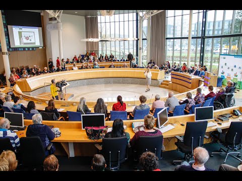 Meerpaal, Mantelkring en Vraagelkaar houden gezamenlijk café