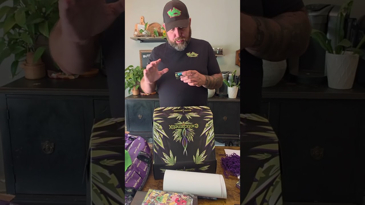 Exotic Genetix Build A Box unboxing
