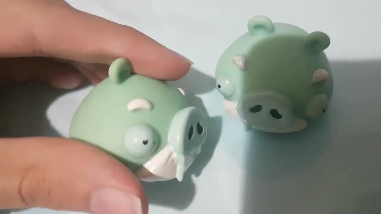 Angry Birds two Frozen Foreman pigs - YouTube