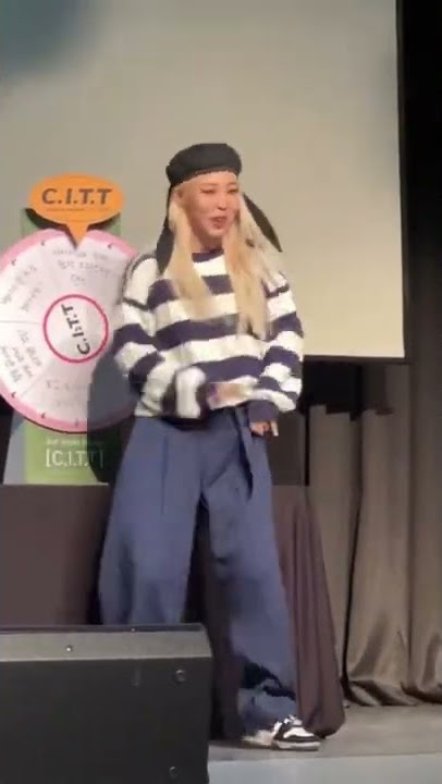 Moonbyul- 16 Shots freestyle dance during fansign