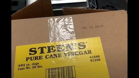 SNEED-JET Titan T6 Handheld Printer Case Coding Corrugate Boxes on Pallet