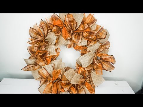 DIY: Fall Plaid and Burlap Ribbon Wreath || Quick and Easy