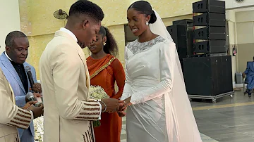 Moses Bliss passionately k!sses Marie wiseborn at their white wedding in Ghana, Beautiful 💍