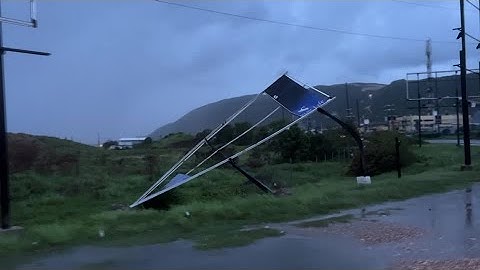 Storm Beryl strikes Jamaica, threatens Caymans, Mexico | REUTERS