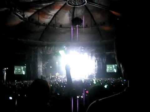 linkin-park---new-divide_live-in-seoul,-korea-2011