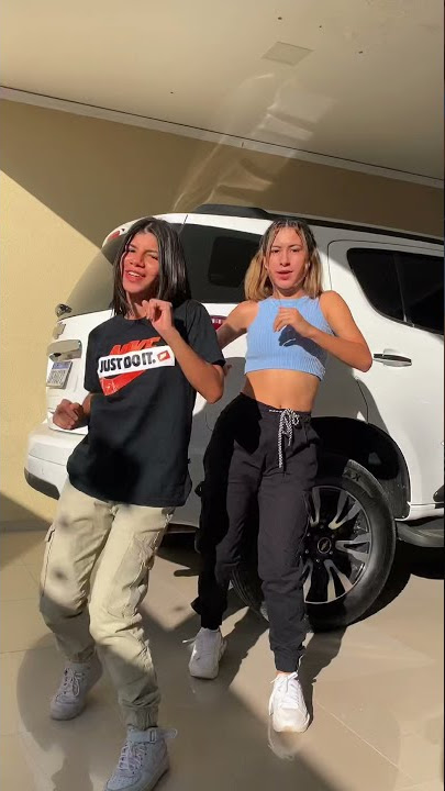 CHIFRE É UMA COISA QUE COLOCA NA CABEÇA // coreografia tiktok- dancinhas