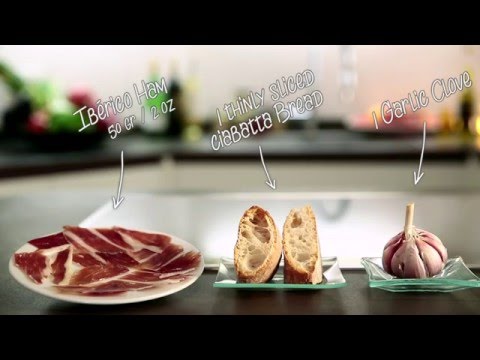 spanish-tapas:-bread-with-tomato-and-ibérico-ham