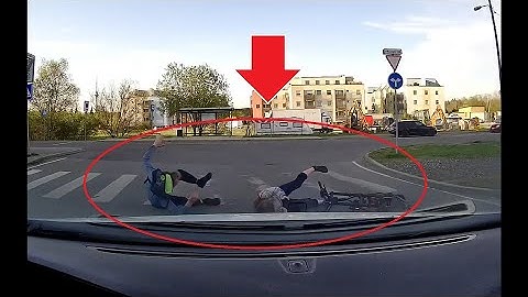 Electric scooter CRASH compilation (RECKLESS driving)