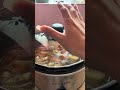 Chega de fazer comida e só jogar tudo ela faz carne panela